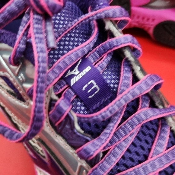 Mizuno Shoe Women's 7 Wave Legend 3  Pearl Gray Pink Purple Running Sneakers - Picture 3 of 12